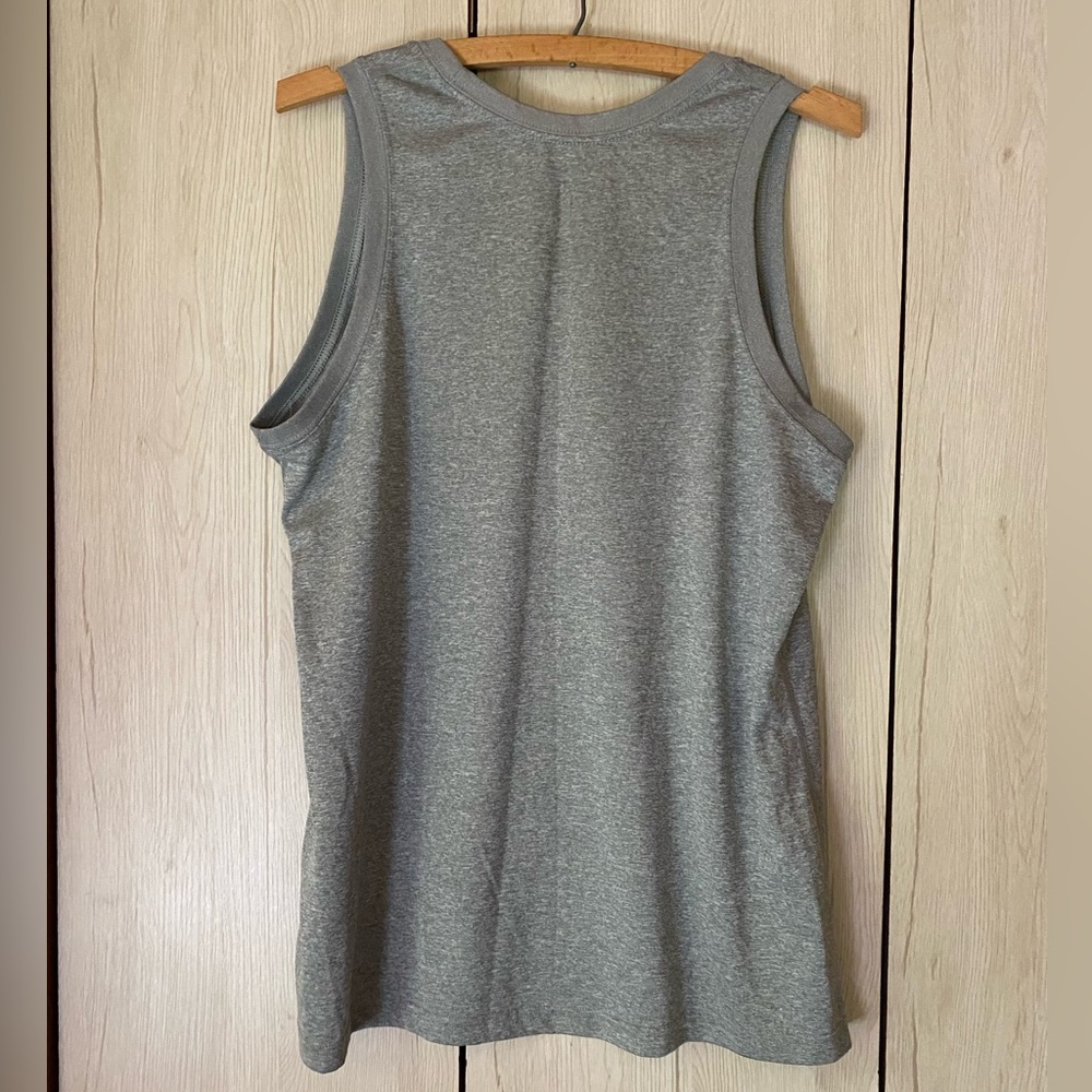 Nike top - Picture 4 of 14